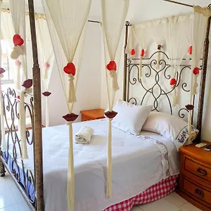 https://habitacion-en-casita-cancun.quintano-roohotels.com