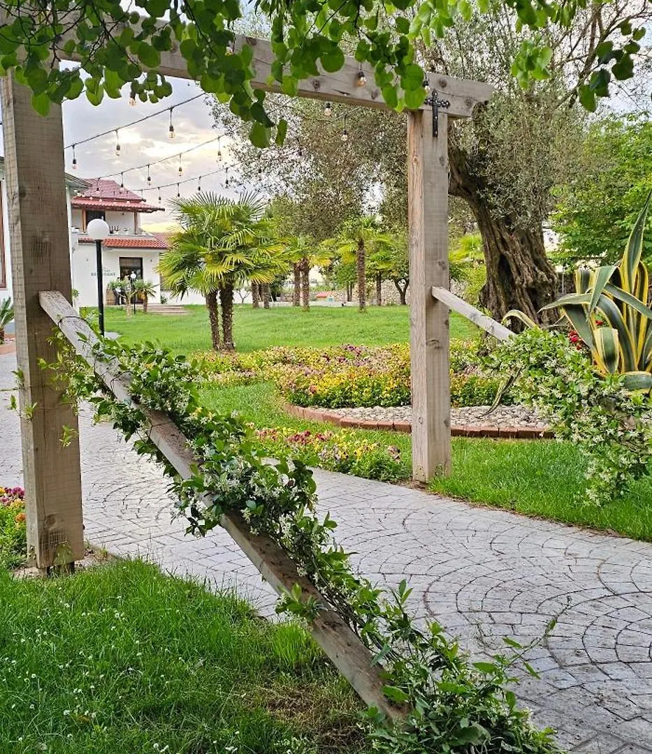 Green Park Serenity 디비아커